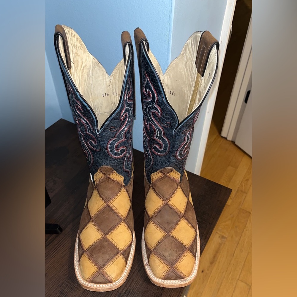 Like new Rockin Leather Boots 7D - Picture 1 of 2